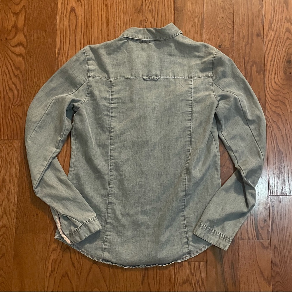 Gray button down - Picture 2 of 4